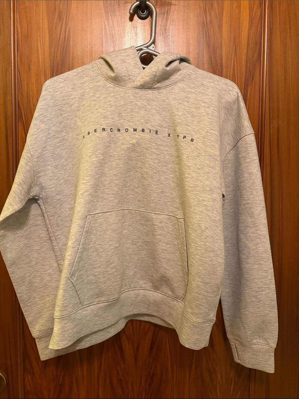 Abercrombie & Fitch YPB boys size 15/16. Heather Gray Pullover Hoodie